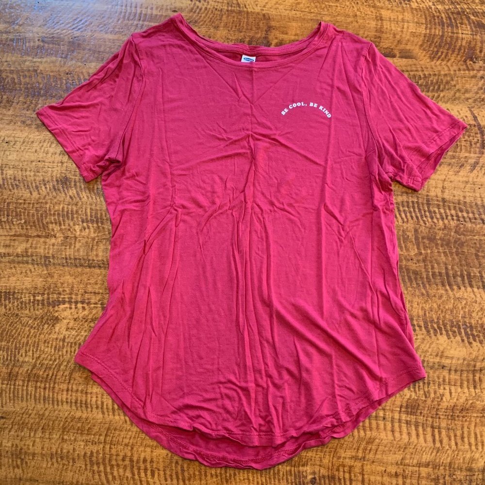 ❤️Old Navy - Red Be Cool Be Kind Graphic Tee - M
